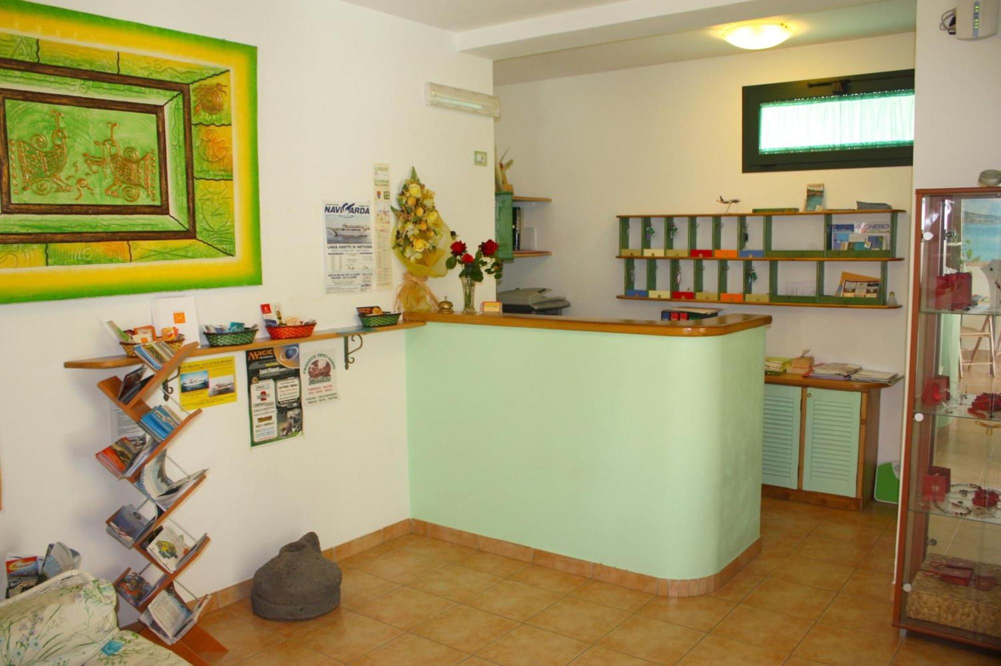 Hotel Alguer Екстер'єр фото