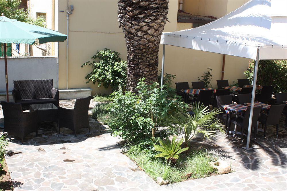Hotel Alguer Екстер'єр фото