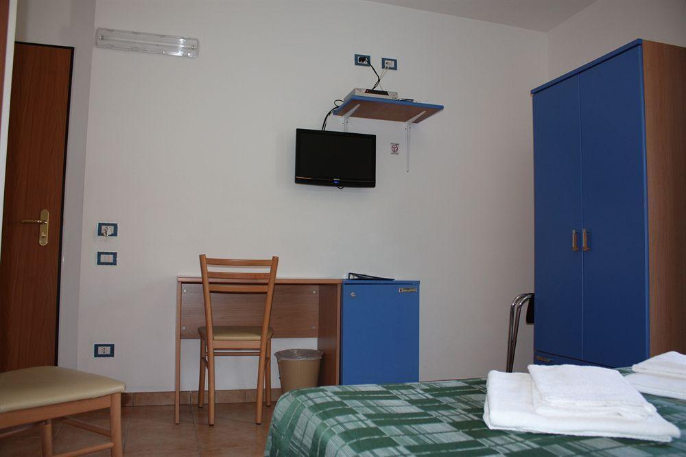 Hotel Alguer Екстер'єр фото