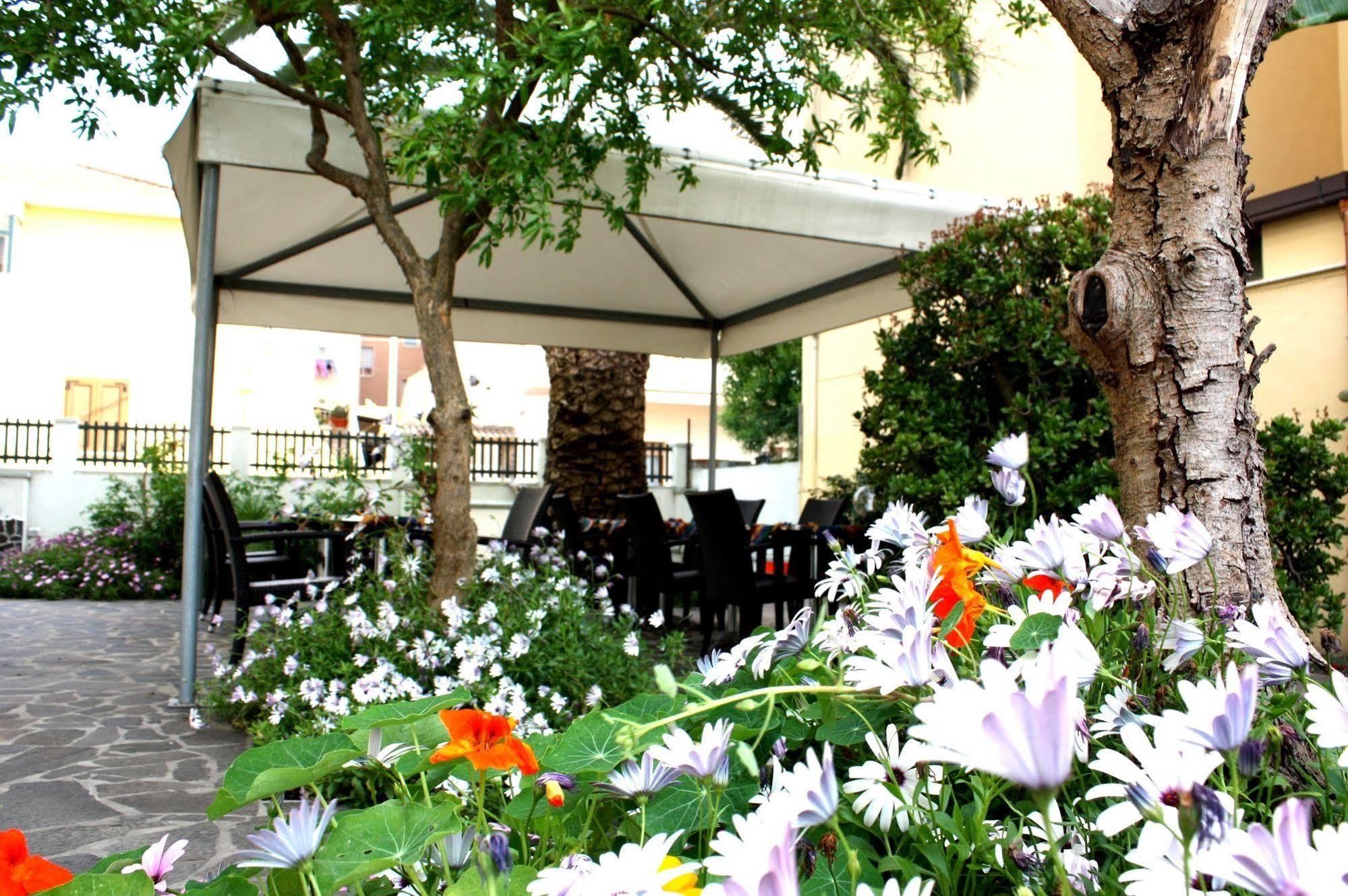 Hotel Alguer Екстер'єр фото